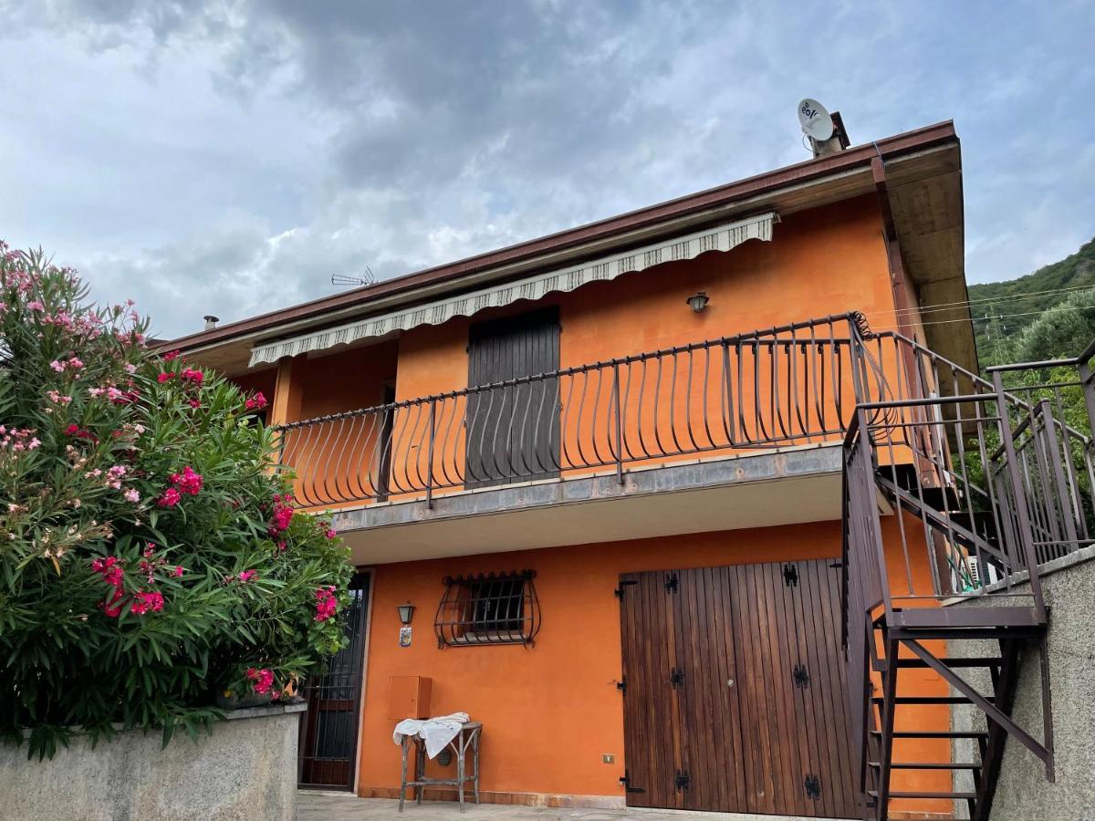 A La Zolia Mendia Villa Salò Екстериор снимка